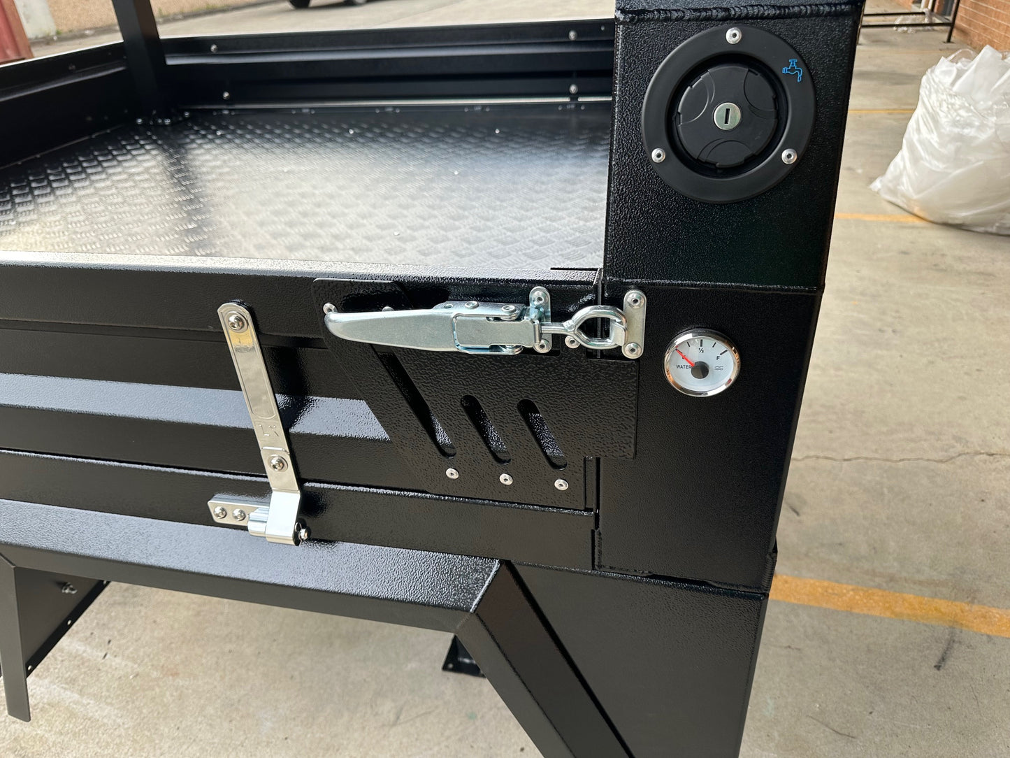 $2000 Off!!! Last one in Stock! Heavy Duty Aluminum Tray - Dual Cab, Space Cab, Single Cab - Powder Coated in Black