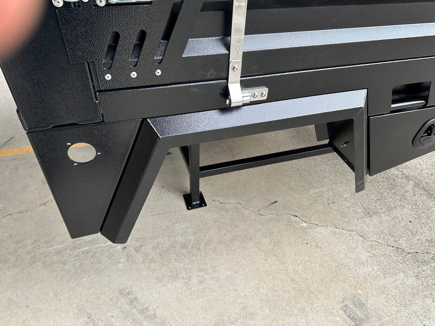 $2000 Off!!! Last one in Stock! Heavy Duty Aluminum Tray - Dual Cab, Space Cab, Single Cab - Powder Coated in Black