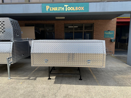 2100mm * 1770mm * 860mm High Space Cab Canopy in Aluminum Checker Plate
