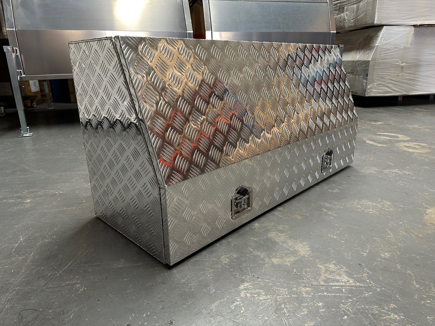 1400mm Aluminum Checker plate toolbox with 5 Drawers