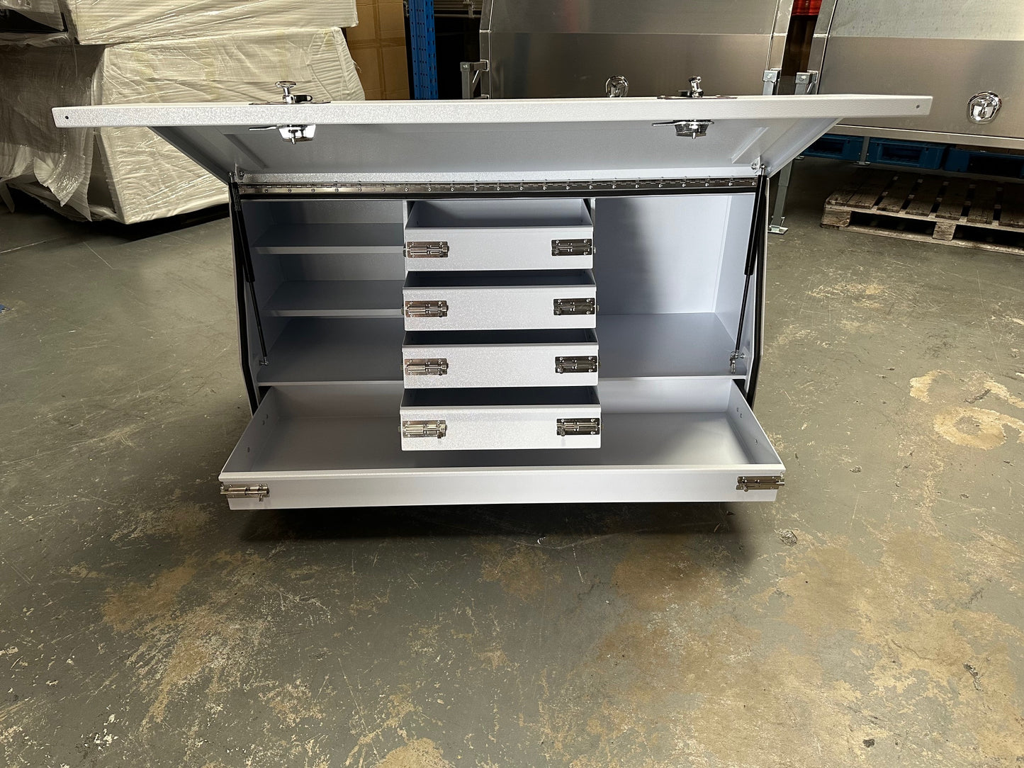 1400mm White Steel Toolbox with 5 Drawers