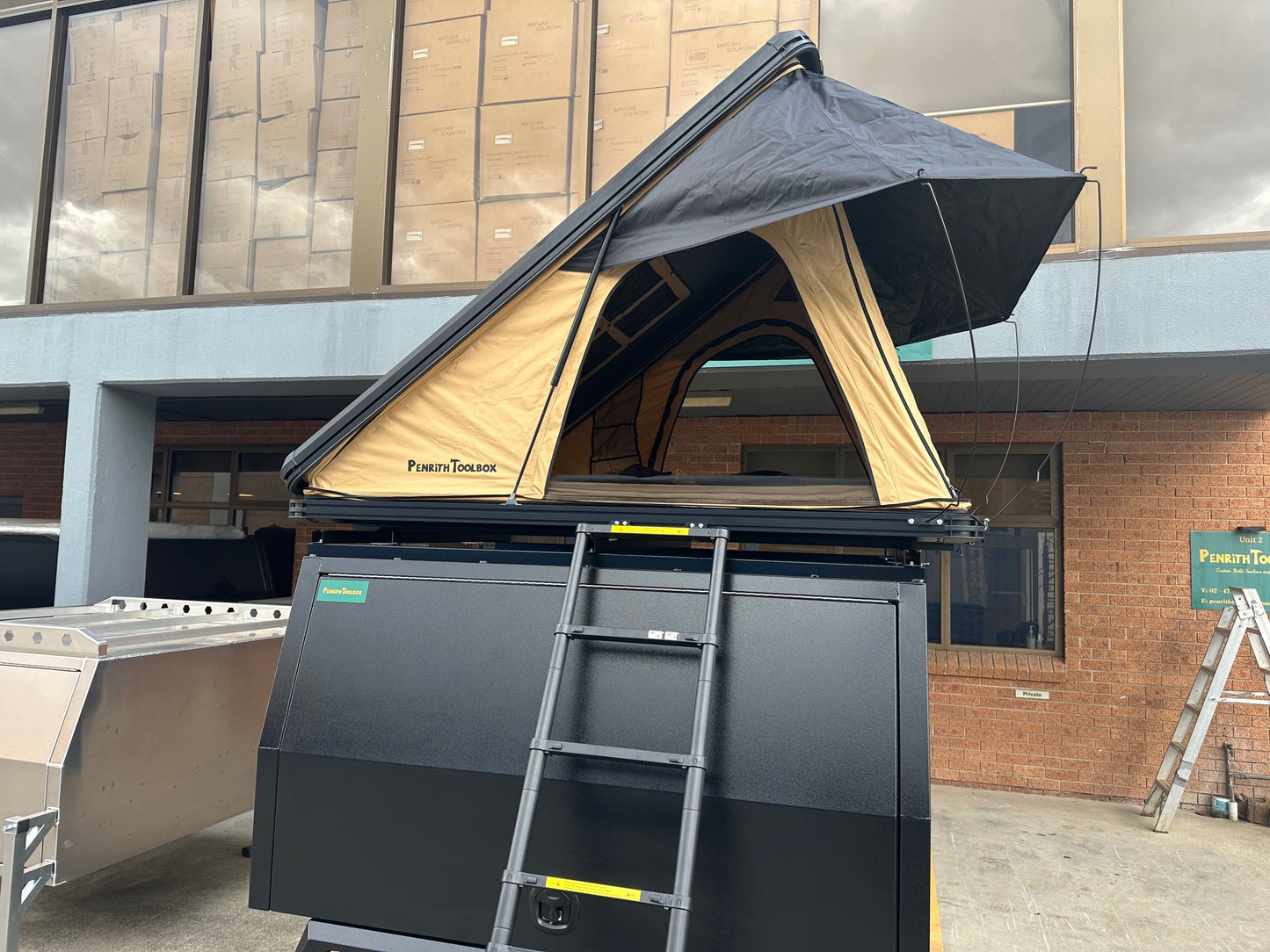 XL Roof Top Tent - Triangle Tent - Water tight