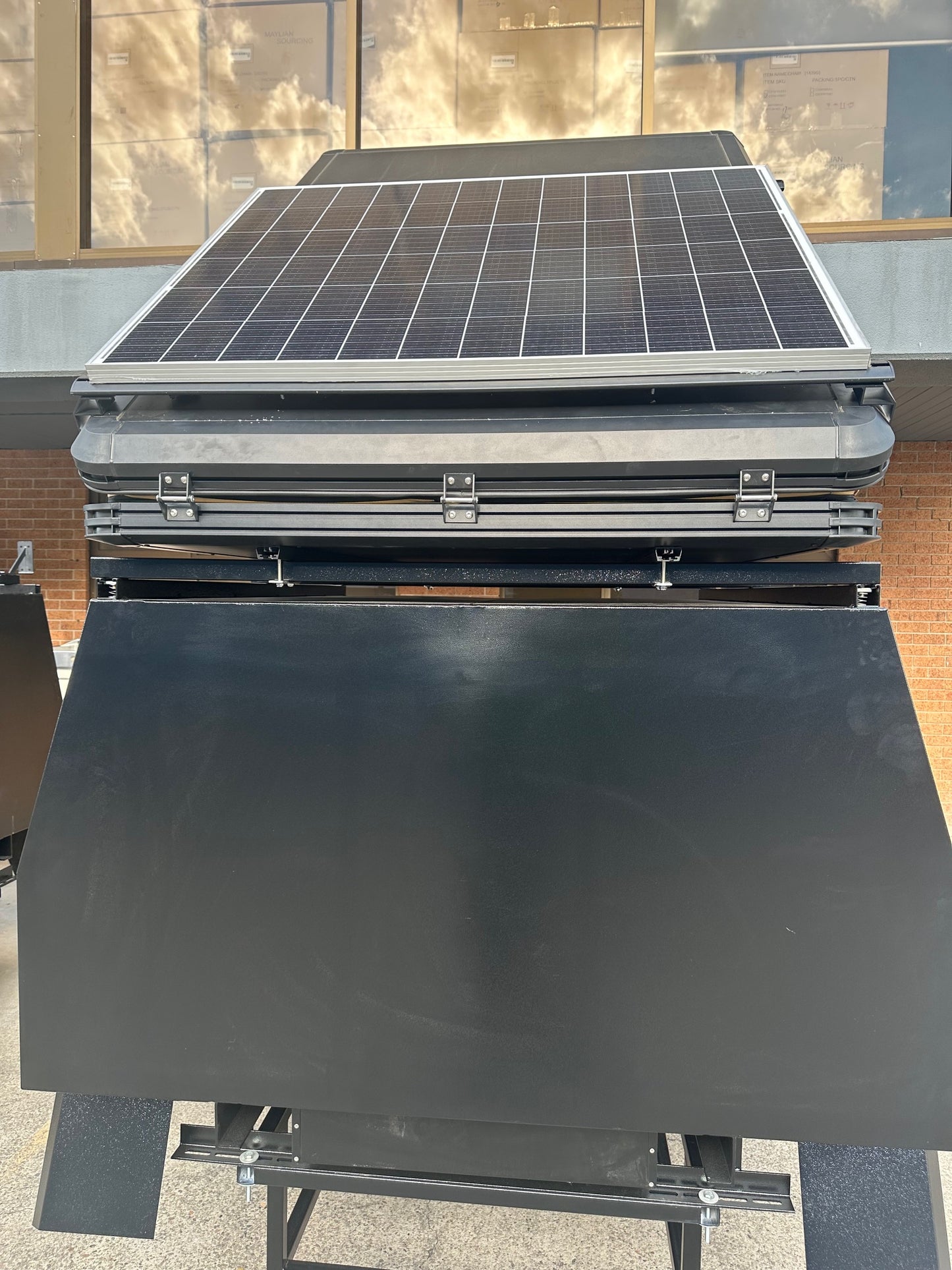 XL Roof Top Tent - Triangle Tent - Water tight
