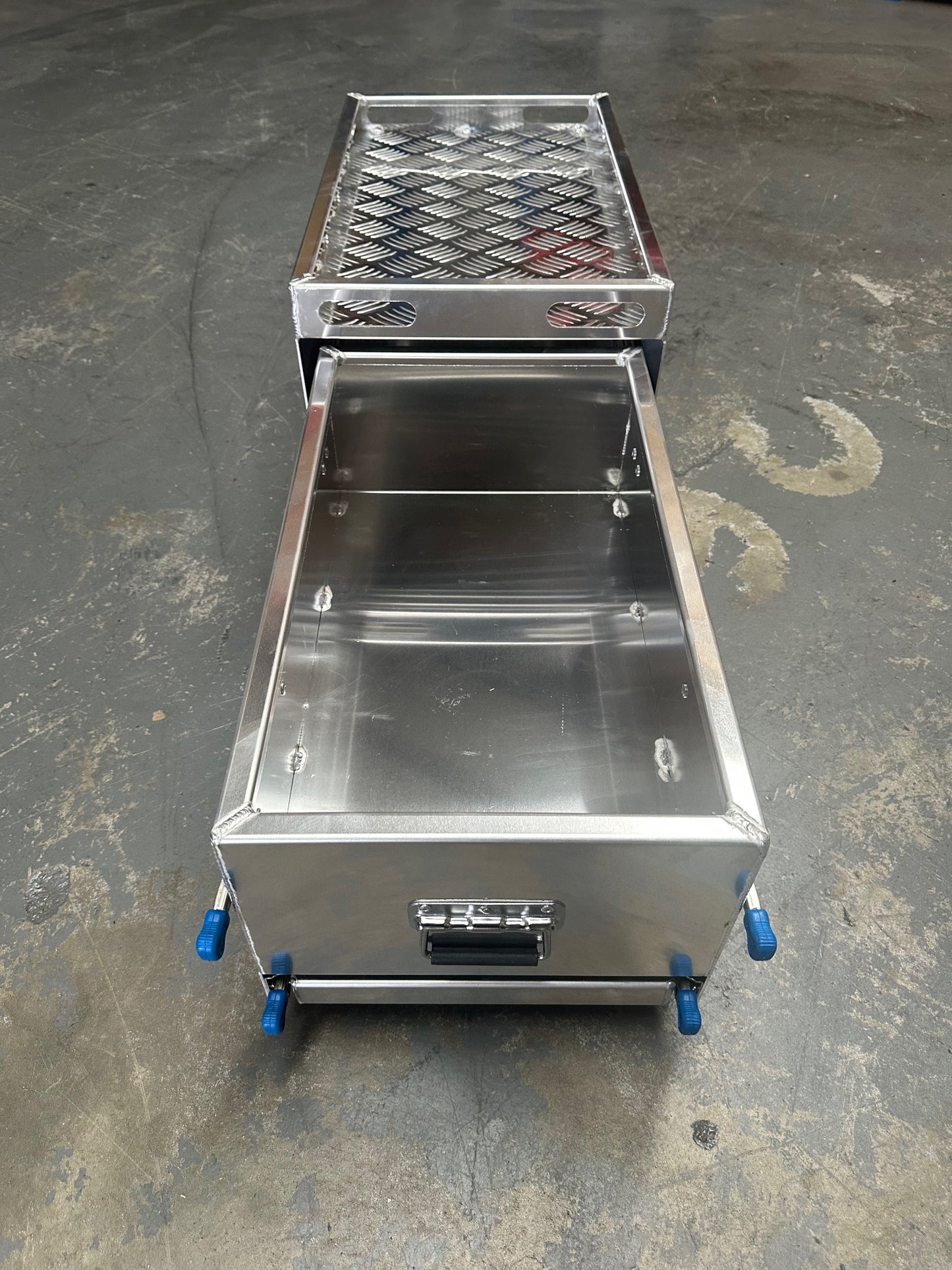 400mm Camping Drawer - Flat Aluminium