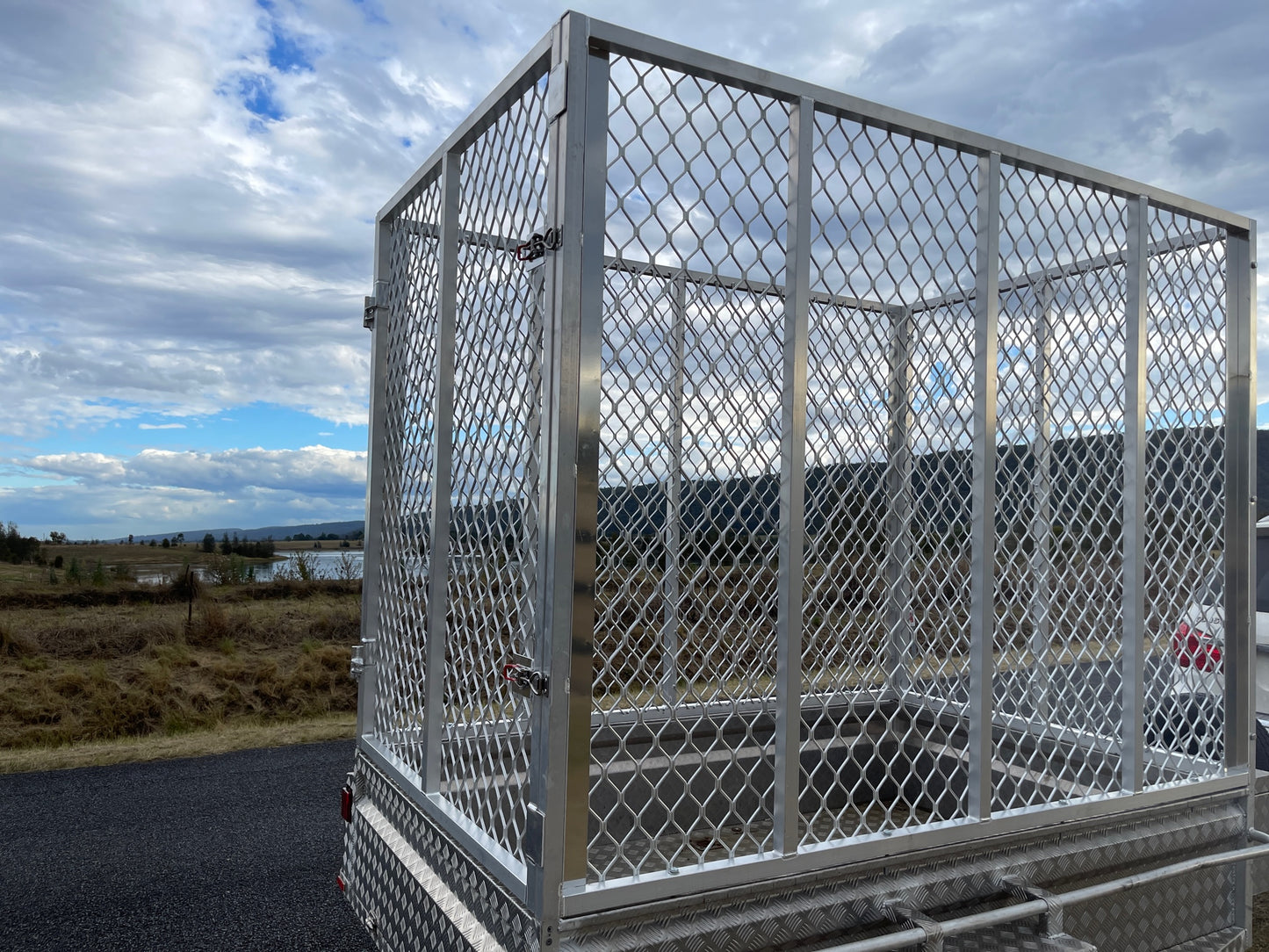 Easter Sale!!! 8x5 Aluminum Trailer Cage