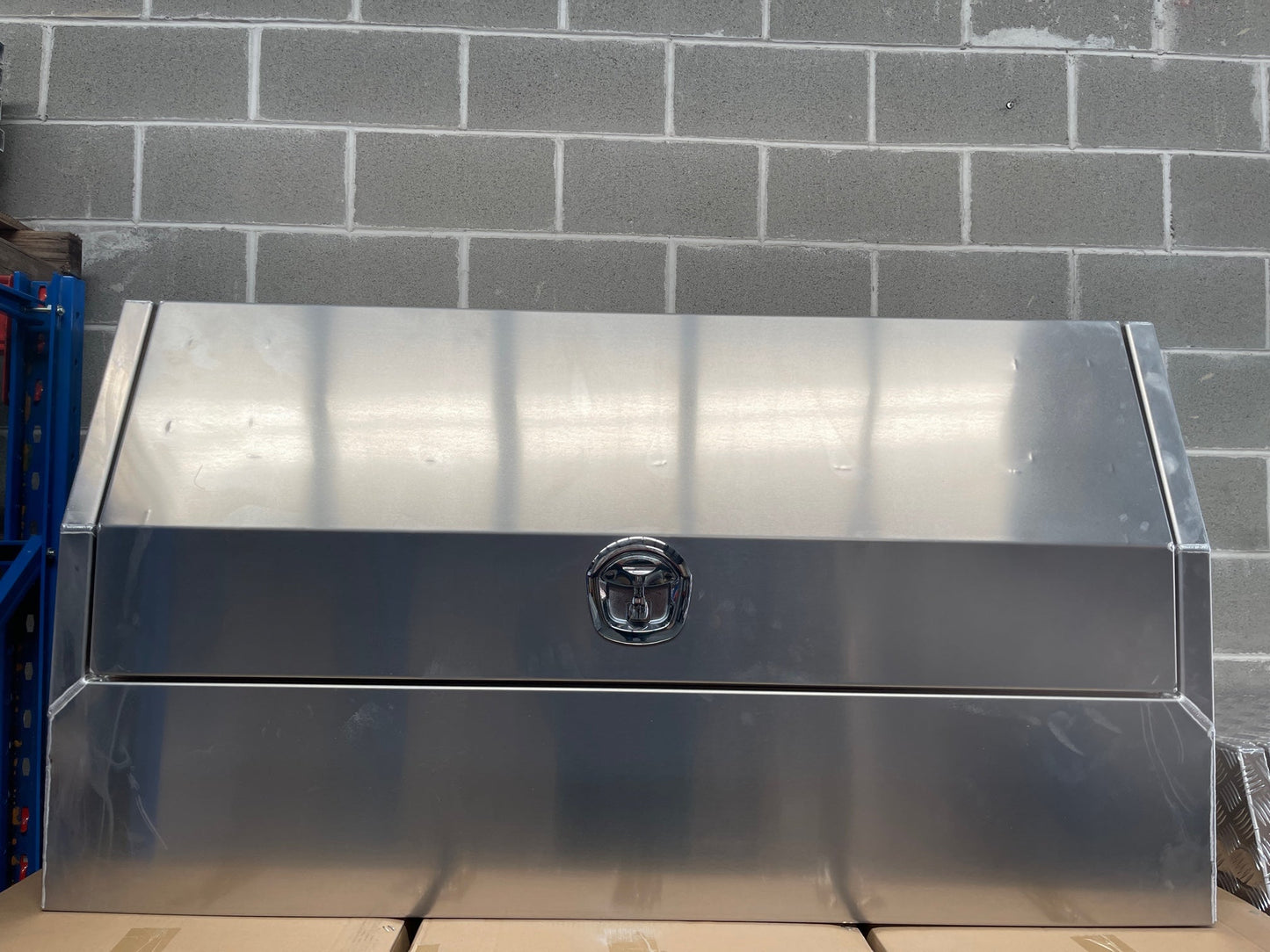 3/4 Door 1500mm (L) x 550mm (W) x 820mm (H) - 2.5mm Flat Alloy - Marine Grade
