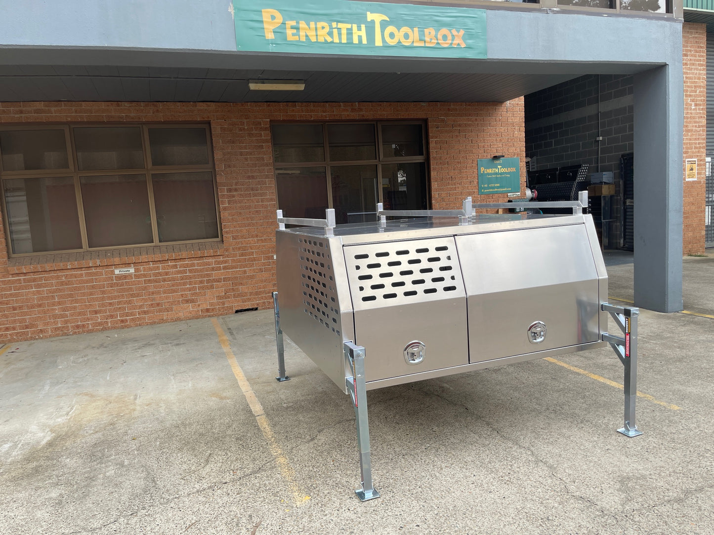 1800mm Canopy with 1/4 Dog Cage - Flat Alloy - Jack off with Legs - 2.5mm Marine Grade