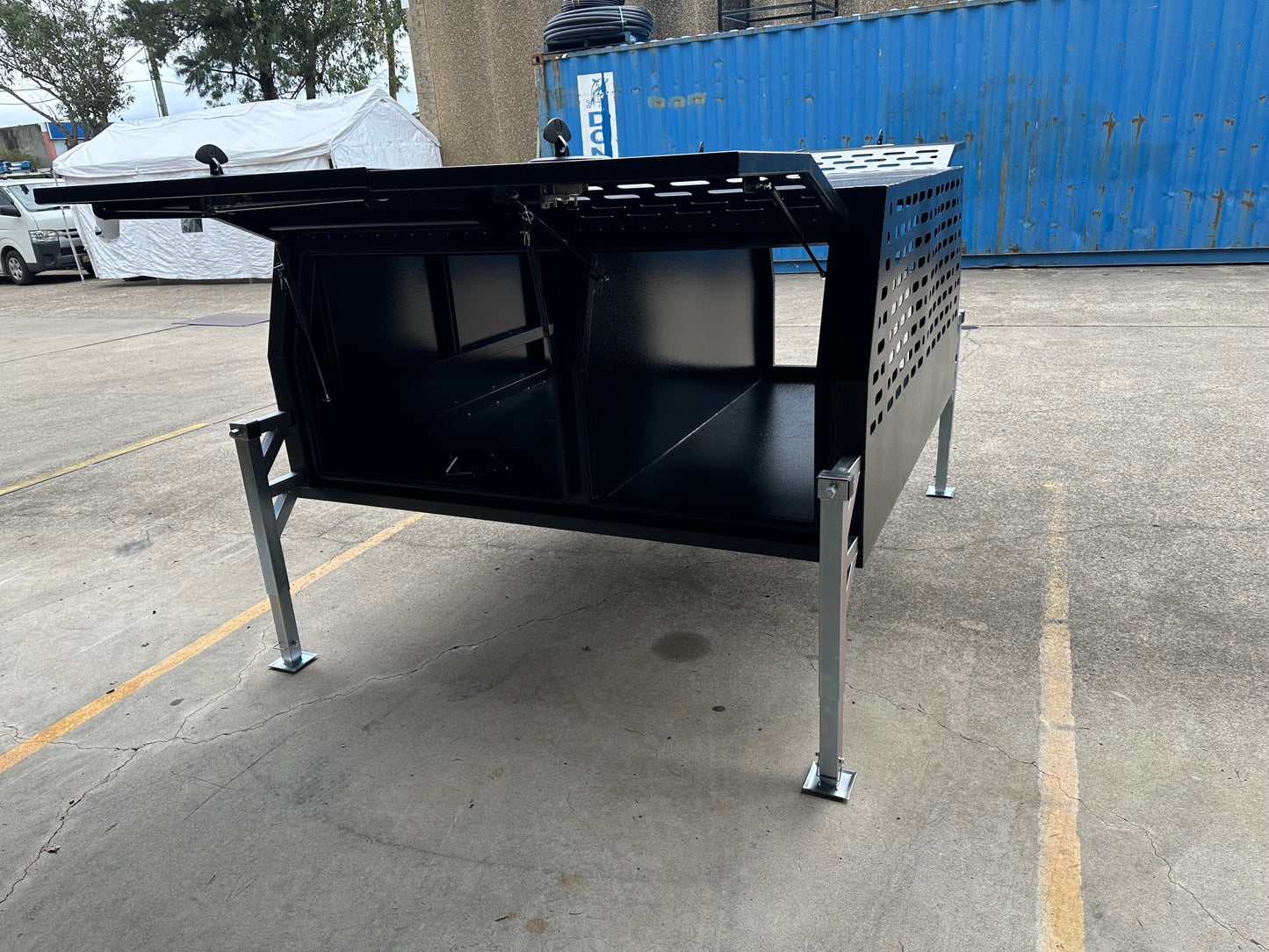 1800mm Dual Cab Lift off Canopy with Double Dog Cage - Powder Coated in Black