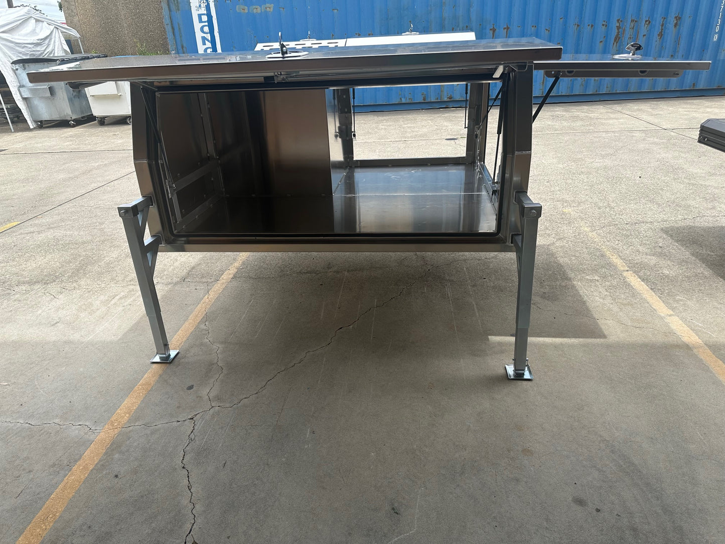 1800mm Canopy with 1/4 Dog Cage - 2.5mm Flat Alloy - 4 Doors - Jack off with Legs