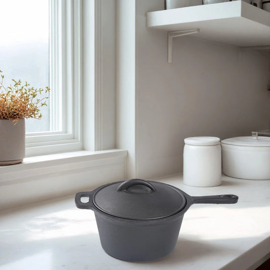 1x Cast Iron Saucepan 19x10cm with Lid One-Piece Cast Iron Handle Daily Cooking